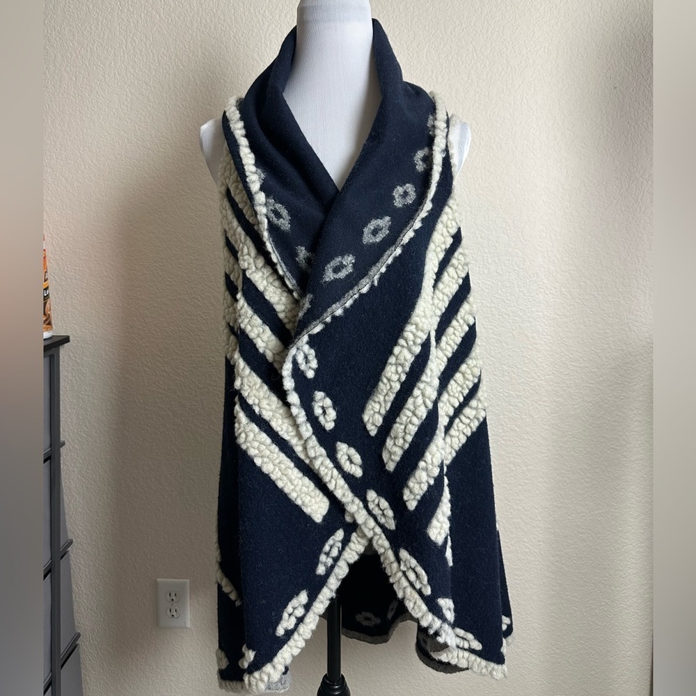 Ryan Michael Phoenix Vest One Size Fits Most Wool Blend Made‎ In Italy